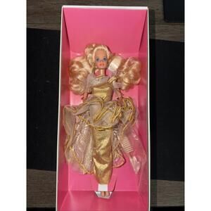 FAO Schwarz Golden Greetings Barbie Limited Edition Doll NRFB #7734 1989
